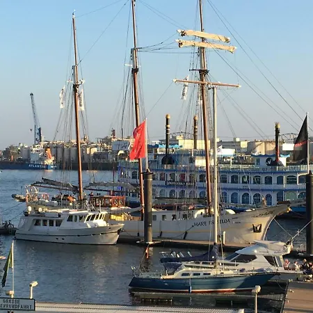 Hanseat Am Baumwall * Hamburg