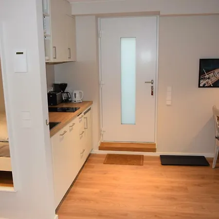 Sehr Schone Kleine Elbnahe Mit Guten Parkmoglichkeiten Apartment