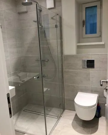 Apartment Sehr Schone Kleine Elbnahe Mit Guten Parkmoglichkeiten