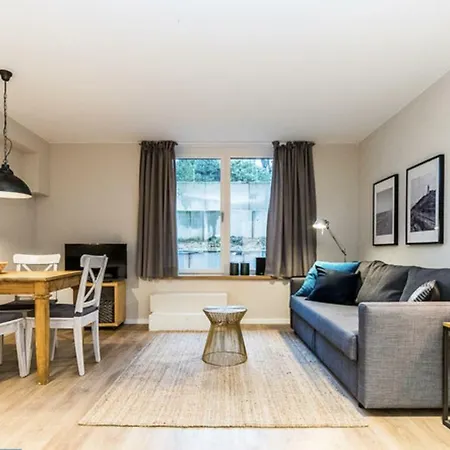 Sehr Schone Kleine Elbnahe Mit Guten Parkmoglichkeiten Apartment