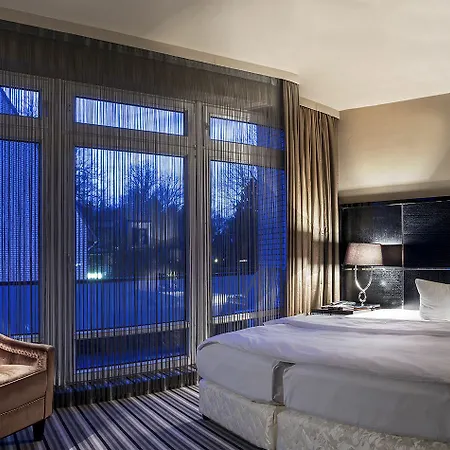 Hotel Boutique Poppenbütteler Hof 4*