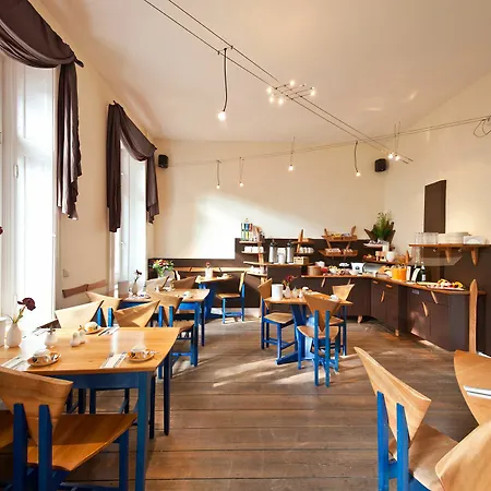 Koenigshof Hotel 3*