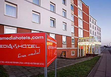 Hotel Plaza Moorfleet 3*