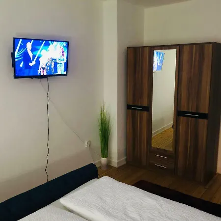 Homestay Chris Place *