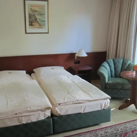 Bergedorfer Hoehe 3* Hamburg