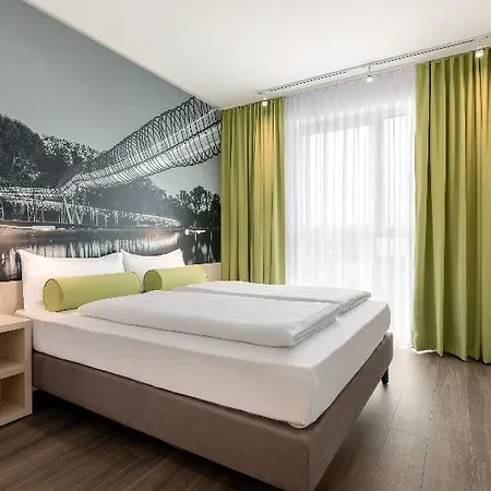 Super 8 By Wyndham Mitte Hotel Hamburg
