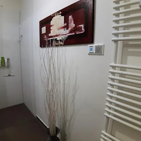 Zimmer Mit Balkon, Hamburg City Homestay *