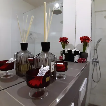 Homestay Zimmer Mit Balkon, Hamburg City