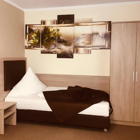 Glinde Hotel 3*