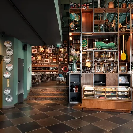 Otel Pierdrei Hafencity 4*