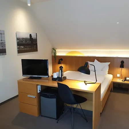Hotel Baurs Park 3*