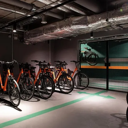 Pierdrei Hafencity Hotel 4*