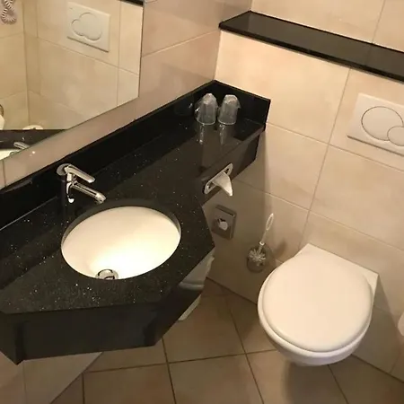 Hotel Plaza Moorfleet 3*