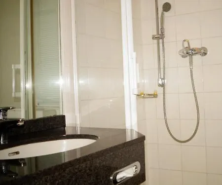 Entree Gross Borstel Garni Hotel 3*