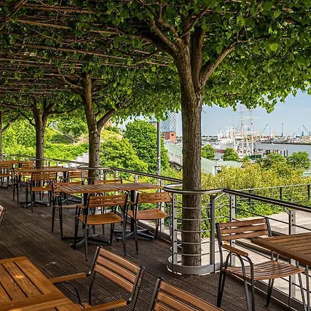 Hafen Szálloda 4*