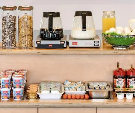 Ibis Budget Altona Hotel