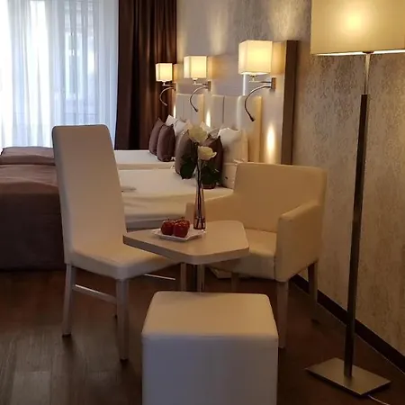 Budapester Hof 2* Гамбург
