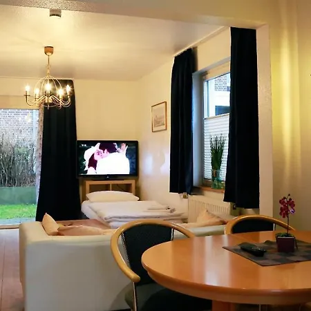 Hansa Apartment *