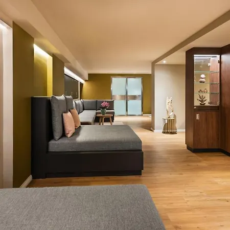 Residences At Park Hyatt 5*