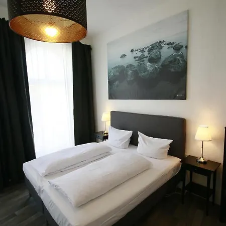 Hotel Bee Fang 2*