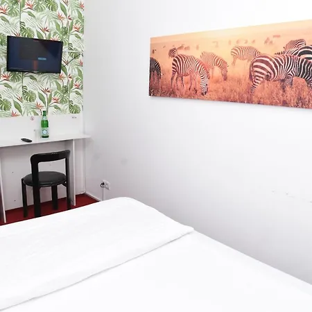 Twinhof Hotel