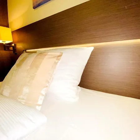 Hansehof Hotel 3*