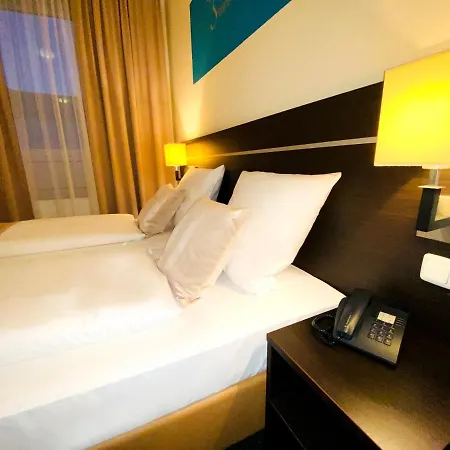 Hansehof 3*