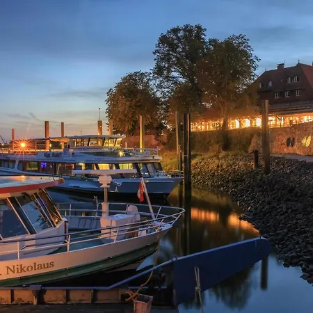 Traditionshaus By Zollenspieker Faehrhaus Hotel