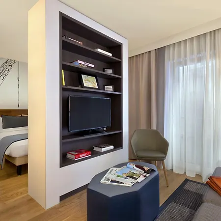 Citadines Michel Apartmanhotel