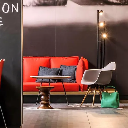 Hotel Hamburg-airport 3*