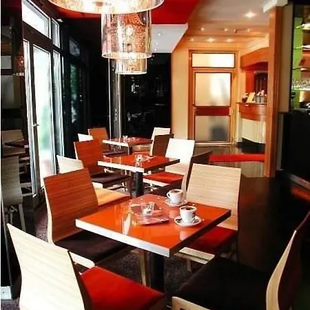 Hotel Cityhotel Monopol 3*