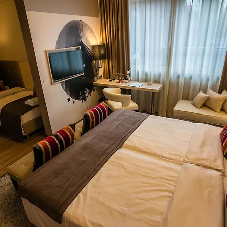 Zum Zeppelin Hotel