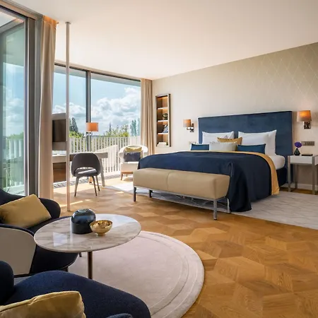 The Fontenay