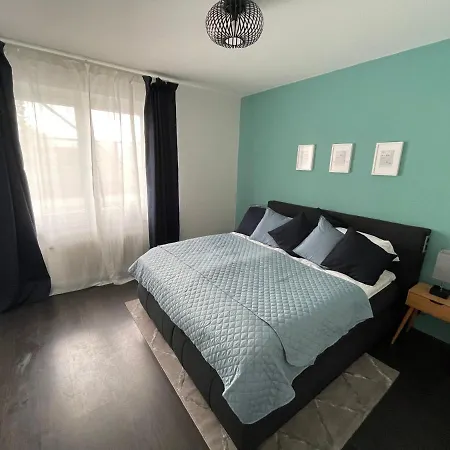 Airport Fuer 4 - Smart Tv - Kueche - Echarger Apartment