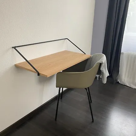 Airport Fuer 4 - Smart Tv - Kueche - Echarger Apartment