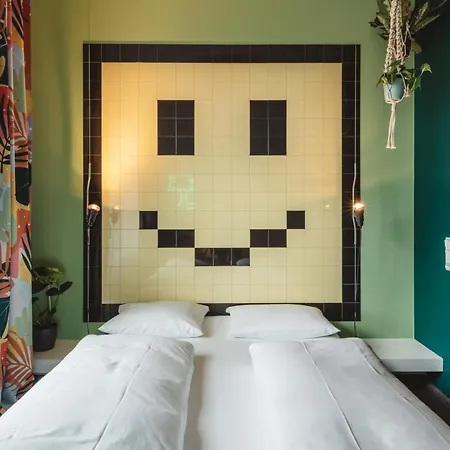 Hotel Superbude Altona 3*