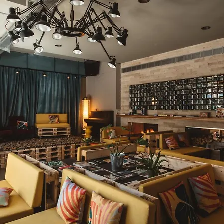 Superbude Altona Hotel 3*