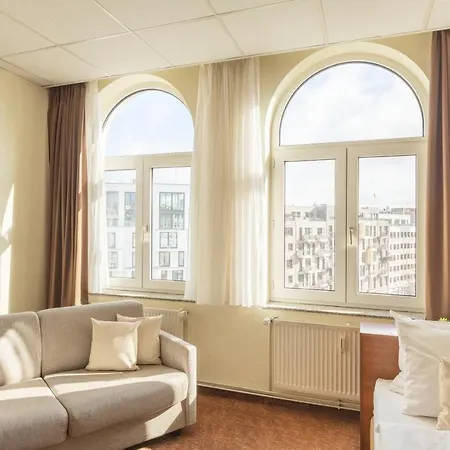 Stadtzentrum Hotel 3*