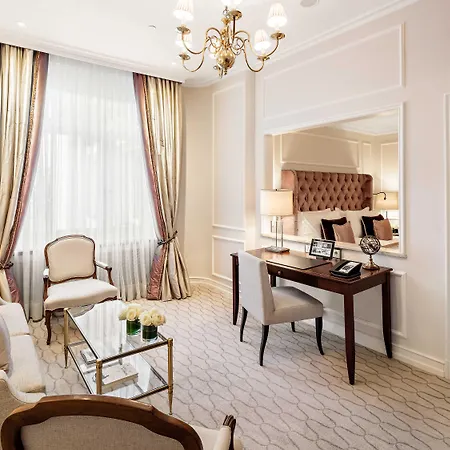 Szálloda Fairmont Vier Jahreszeiten, Des Jahres 2023 & 2024- 101 Besten Hamburg