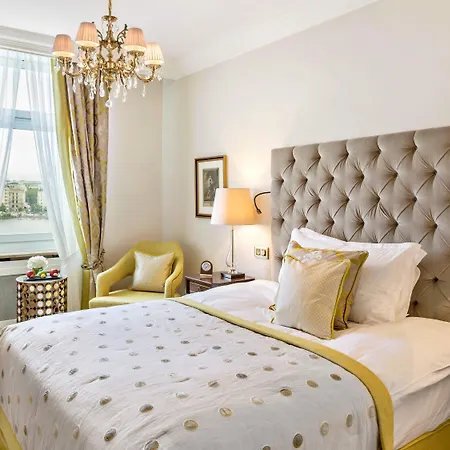 Fairmont Vier Jahreszeiten, Des Jahres 2023 & 2024- 101 Besten 5* Hamburg