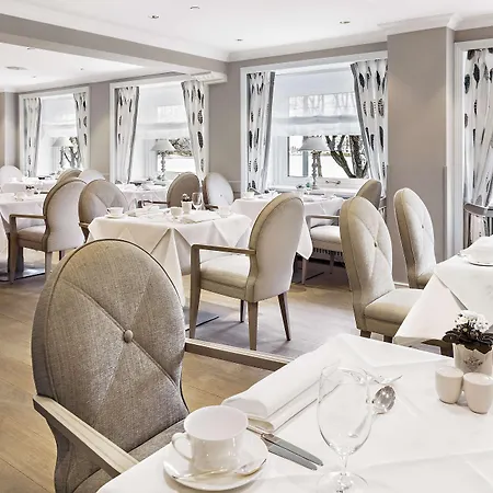 Fairmont Vier Jahreszeiten, Des Jahres 2023 & 2024- 101 Besten Szálloda Hamburg