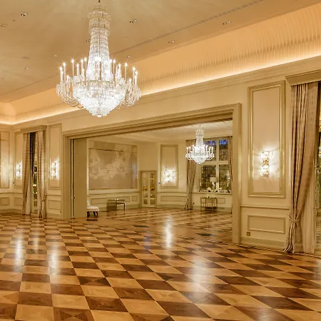 Szálloda Fairmont Vier Jahreszeiten, Des Jahres 2023 & 2024- 101 Besten