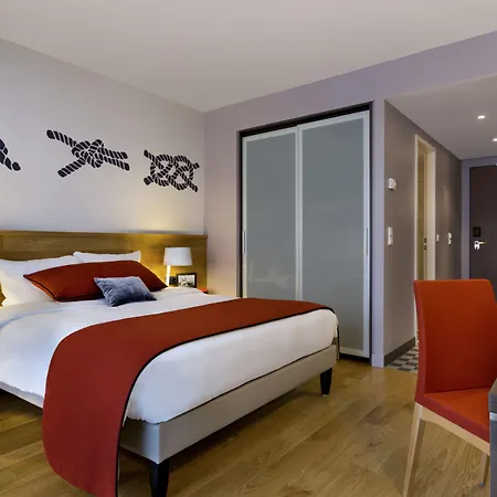 Apartmanhotel Citadines Michel 4*