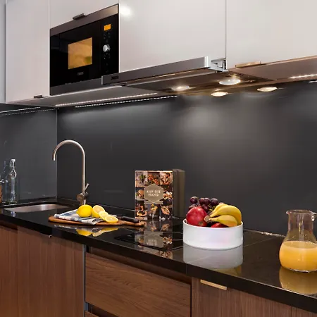 Apartmanhotel Citadines Michel 4*