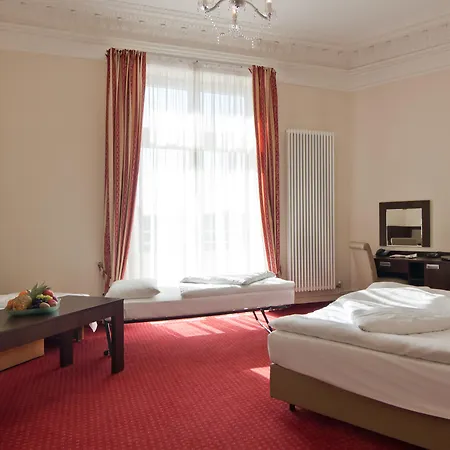 Graf Moltke Hotel