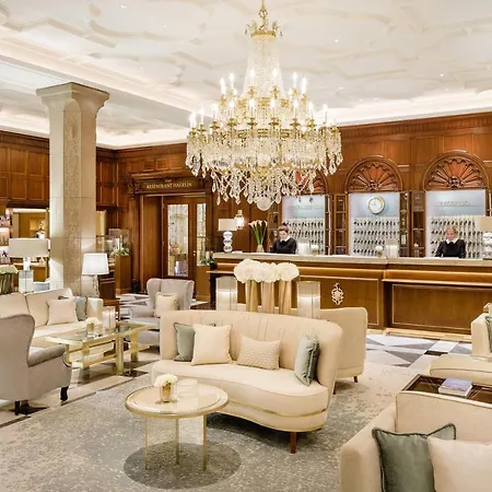 Fairmont Vier Jahreszeiten, Des Jahres 2023 & 2024- 101 Besten Szálloda 5*