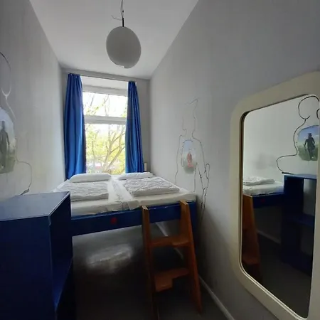 Instantsleep Backpackerhostel St Pauli *