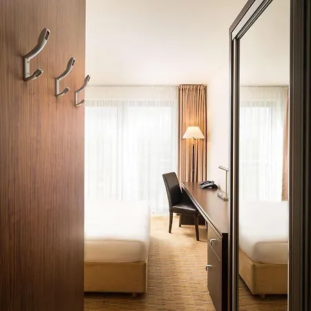 Otel Elaya Finkenwerder Ehemals The Rilano Hamburg