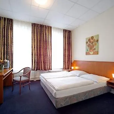 Hotel Terminus Am Hauptbahnhof & Zob 2*