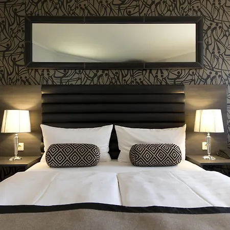 Park Am Berliner Tor 4*